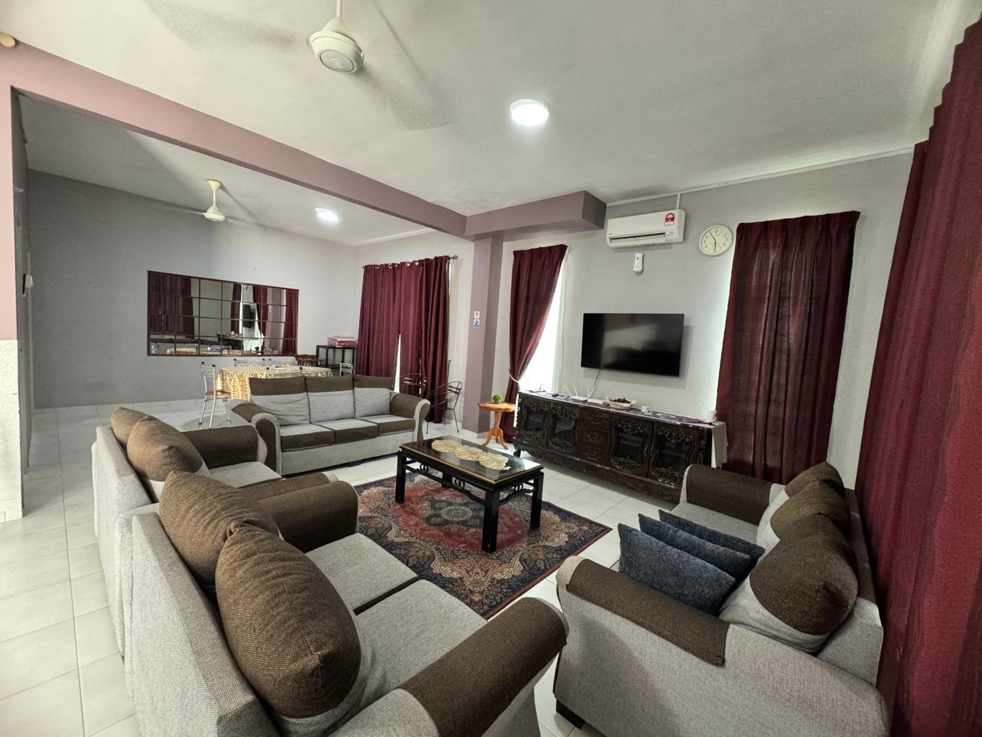 Homestay Melaka Executive Exterior photo